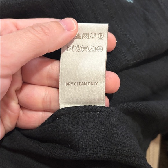 Talitha Black Embroidered Blouse SZ S NWT Flaw - Picture 5 of 7